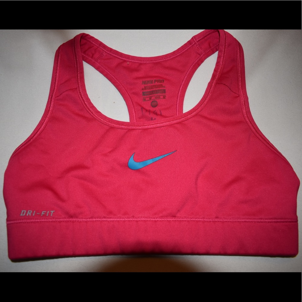 Women’s Nike sports bra